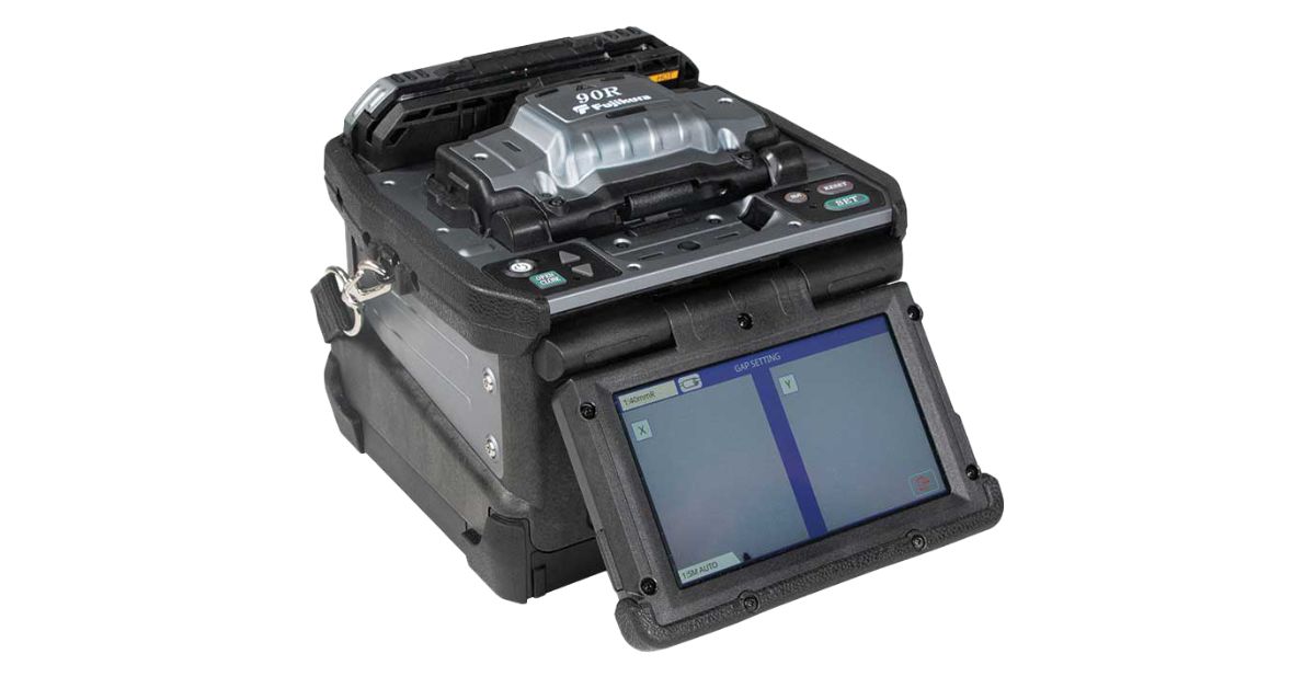 Minimizing Downtime With Splicer Rentals in the Field