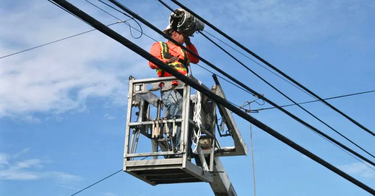 8 Ways To Improve Cable Lashing for Aerial Fiber